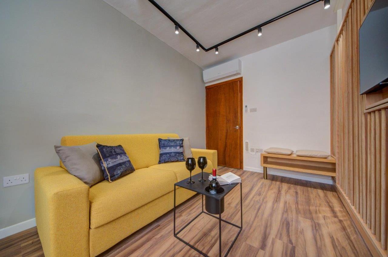 Stylish Apartment In St Julians 1 Min Away From The Sea Saint Julian's Εξωτερικό φωτογραφία