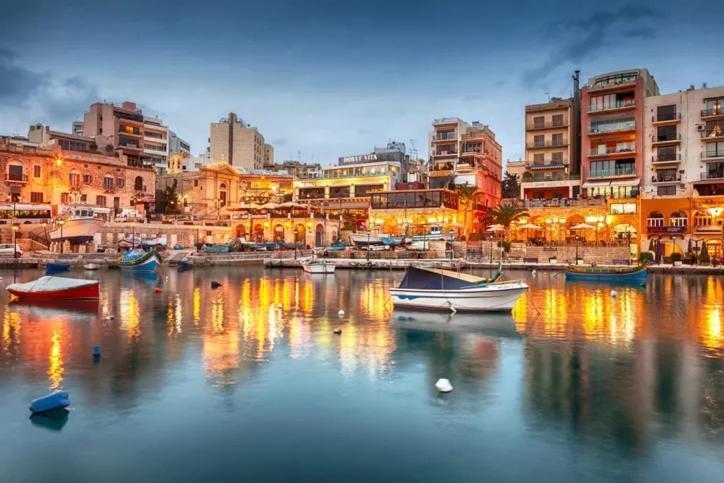 Stylish Apartment In St Julians 1 Min Away From The Sea Saint Julian's Εξωτερικό φωτογραφία